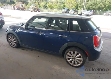 2015 Mini Hardtop Cooper из США, поврежденный, VIN WMWXS5C58FT829299